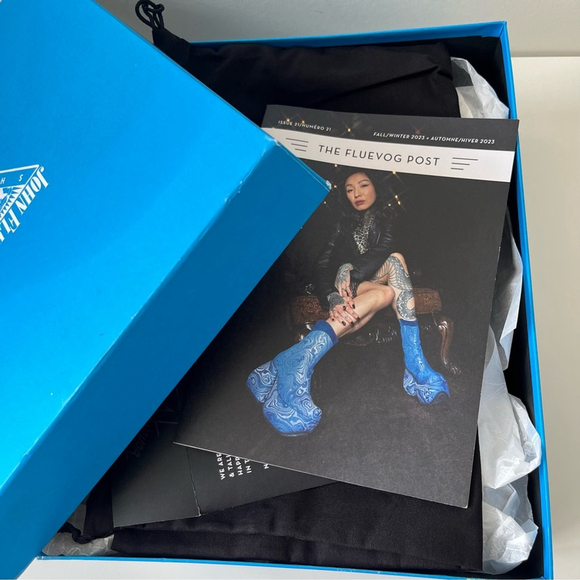 John Fluevog 7TH HEAVEN DERBY SWIRL (6 EYE) CLASSIC DERBY BOOTS in Black Vegan - Picture 9 of 10